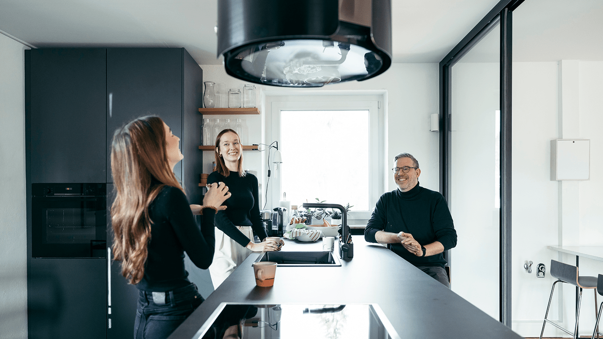 Agentur Bild 0 Achtender